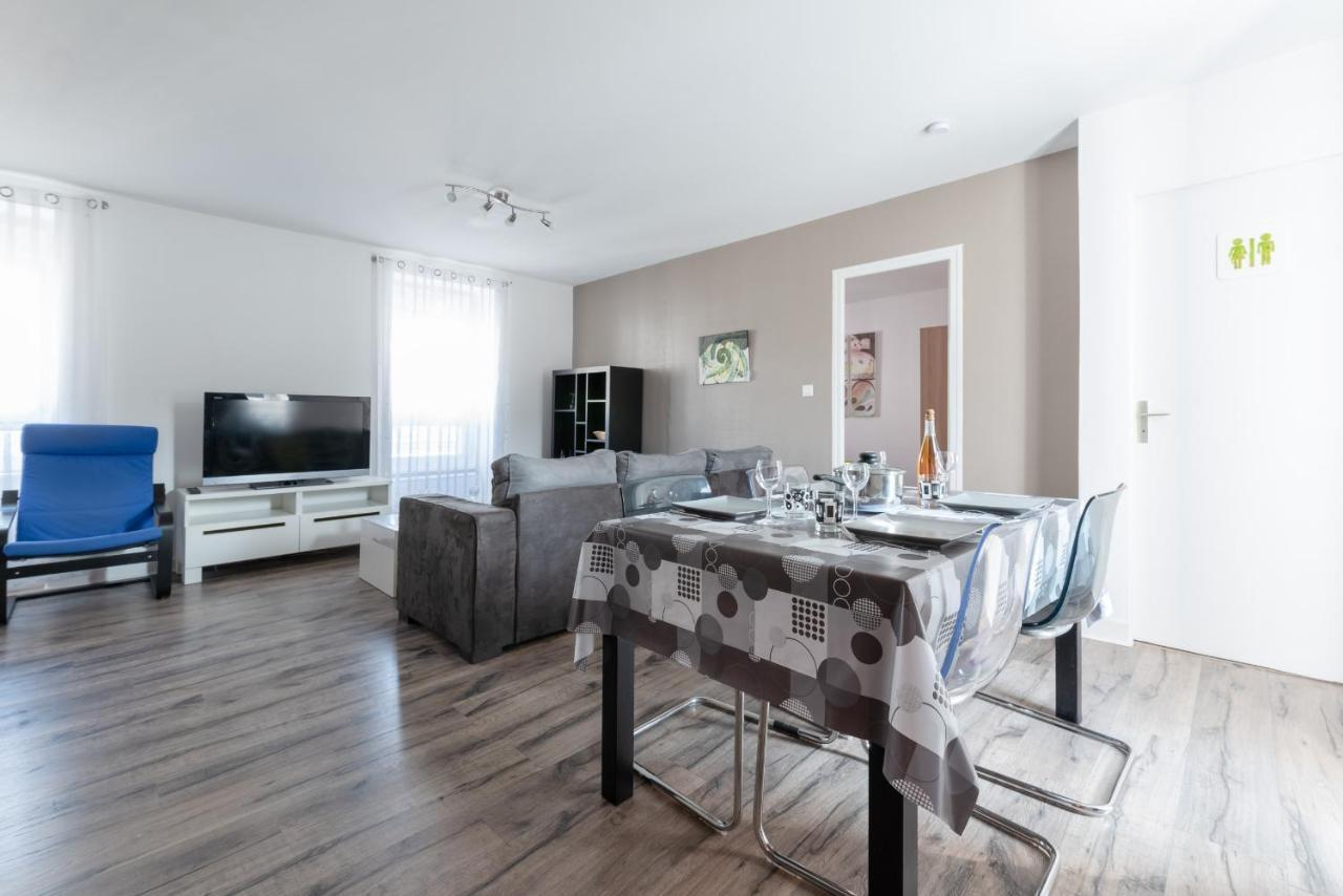 Ker Uhel - Charmant Appartement Plein Centre Saint-Renan Zewnętrze zdjęcie
